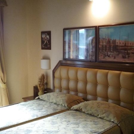 Chiara E Benedetta Villa Degli Ulivi Орвието Номер фото
